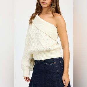 NWT 🏷️ Emory Park Sweater